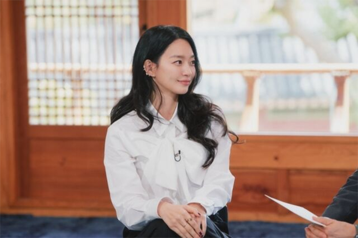 Shin Min Ah là khách mời trong tập 366 của chương trình You Quiz on the Block.