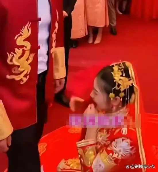 Chú rể phát hiện bí mật được cô dâu che giấu suốt 5 năm, tuyên bố hủy hôn trước giờ làm lễ Ảnh 3