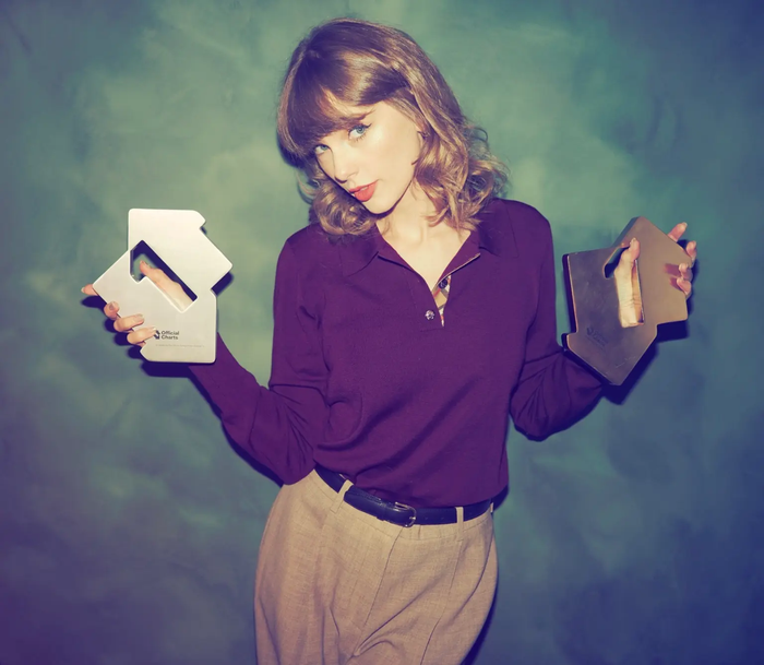 Taylor Swift tiếp tục thiết lập thêm một cột mốc đáng chú ý trên bảng xếp hạng âm nhạc Anh.