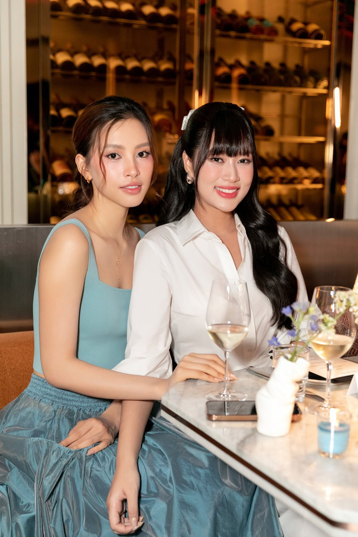 Tiểu Vy và Đoàn Thiên Ân cùng chuyển hướng sang điện ảnh, nhưng đang theo đuổi những màu sắc riêng. Ảnh: FBNV