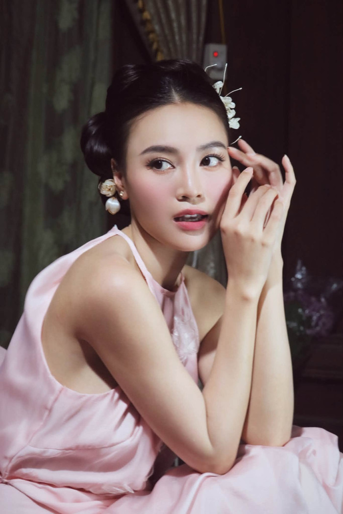 Ninh Dương Lan Ngọc duy trì sức hút sau nhiều năm hoạt động nghệ thuật.