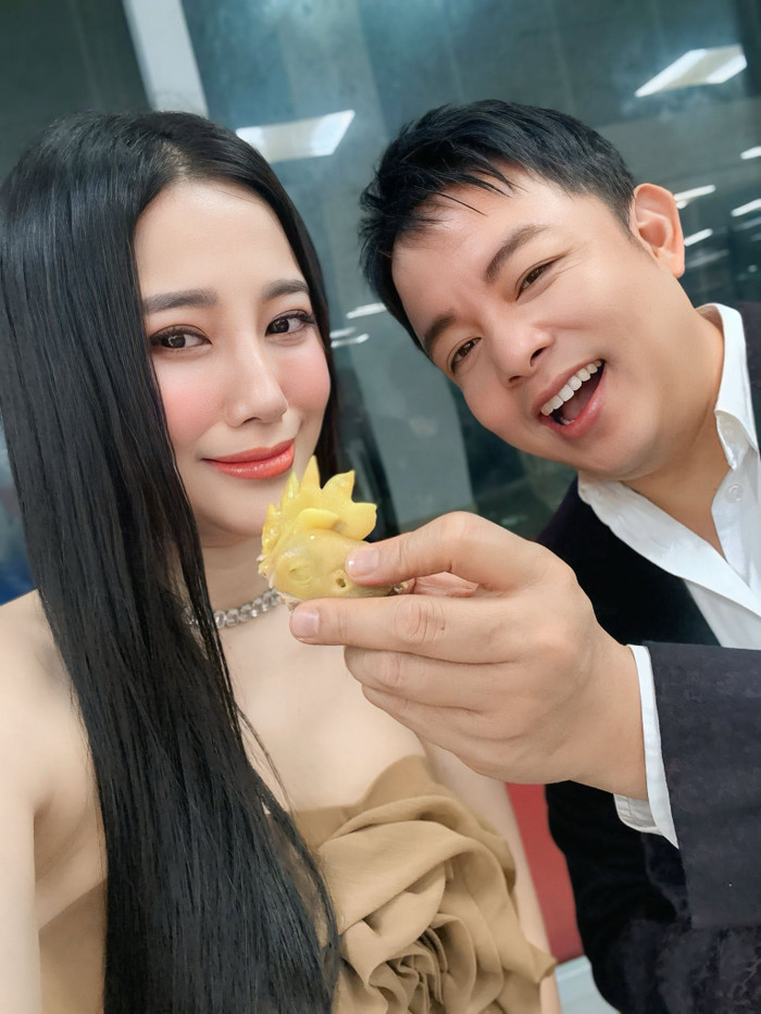 Ngoài đời cả hai duy trì mối quan hệ thân thiết.
