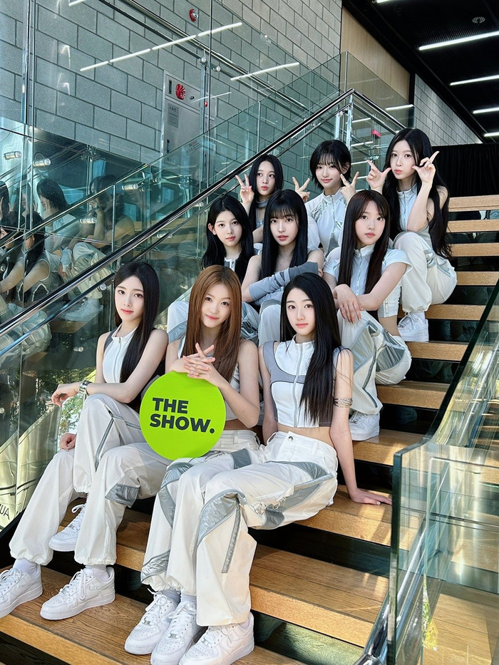PLAVE lập thành tích lịch sử trên Billboard, JENNIE và BTS tiếp tục bền bỉ tại Mỹ Ảnh 4