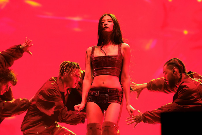 Tame Impala tiết lộ lý do hợp tác với Jennie trong hit Dracula Ảnh 2