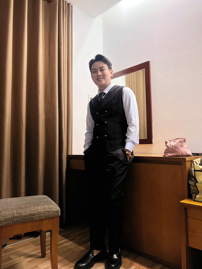 Hoài Lâm từng có sự nghiệp ca hát rất thành công trong showbiz Việt.
