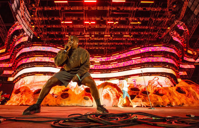 Hai buổi biểu diễn tại Nga của Kanye West bị hủy Ảnh 3