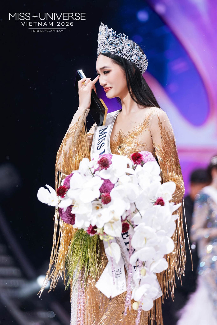 Nguyễn Quỳnh Anh đăng quang Miss Universe Vietnam 2026.