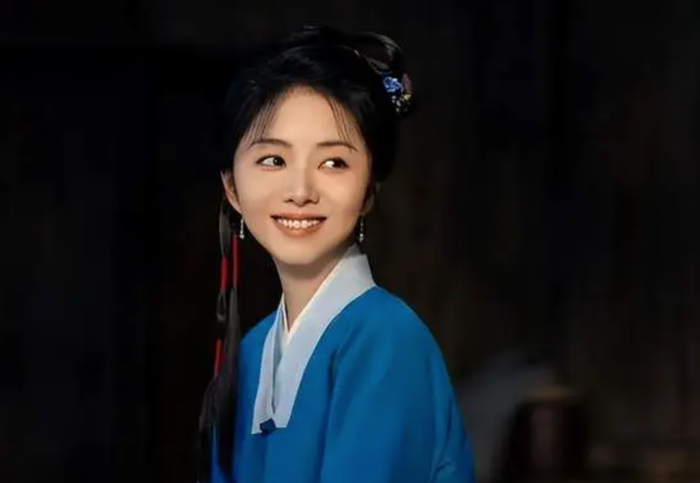 Đây có lẽ là thay đổi lớn nhất giữa Lan Hương Duyên và Lan Hương Như Cố. Ảnh: Weibo