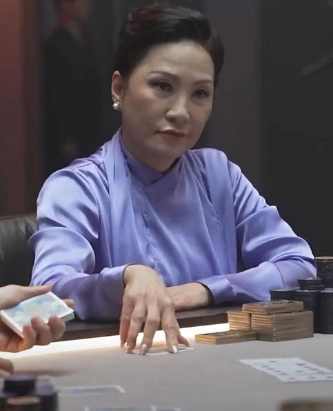 Hồng Đào góp mặt trong TAZZA: The Song of Beelzebub, bộ phim Hàn Quốc vừa vượt mốc 10 triệu USD doanh thu phòng vé.