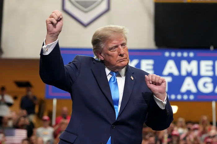 Donald Trump đã tuyên bố thành lập một “Lực lượng Tình báo Siêu cấp” (Ảnh: Mark Schiefelbein).