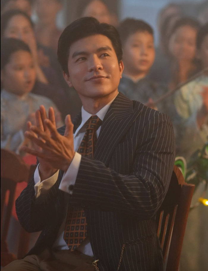 Trong khi đó, Steven Nguyễn vào vai Văn Cường.