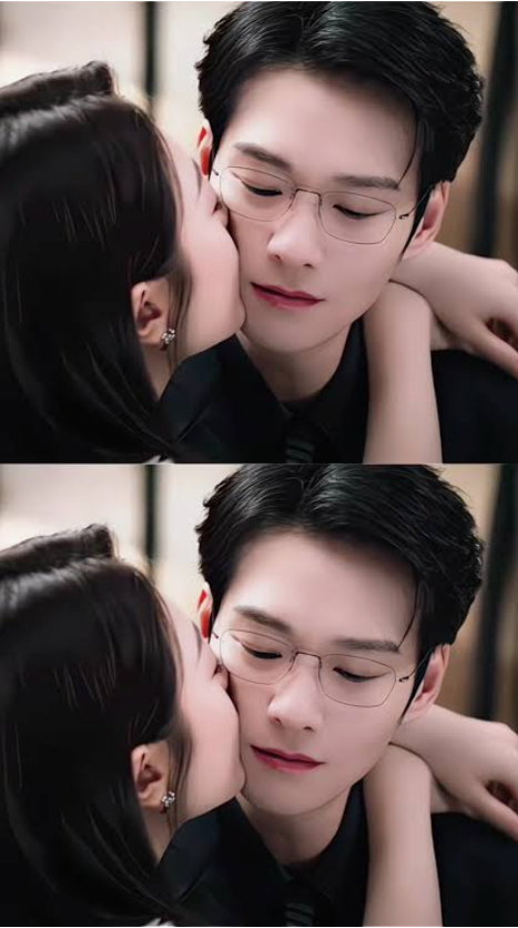 Ngay từ những hình ảnh và đoạn video được giới thiệu trước khi phim lên sóng, tương tác giữa Triệu Kim Mạch và Ngụy Đại Huân đã nhận được sự quan tâm. Một số khoảnh khắc như điệu nhảy dưới ánh hoàng hôn hay cảnh Diệp Tín Chi bế Từ Trì thực hiện cú ném bóng tạo hiệu ứng trên mạng xã hội. Những màn tương tác này giúp mối quan hệ giữa hai nhân vật trở thành một trong những yếu tố được khán giả chờ đợi.