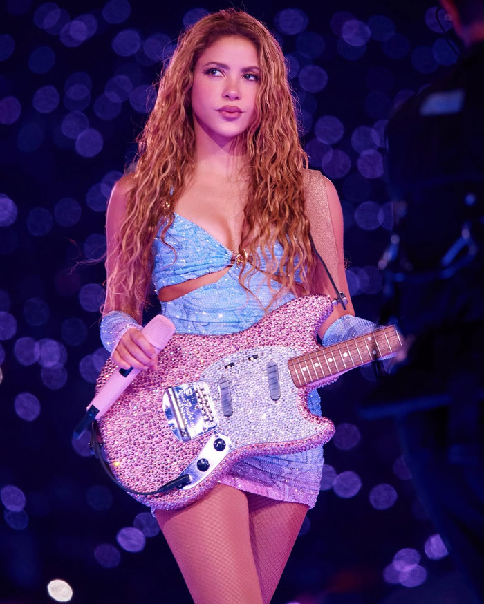 Shakira viết tiếp lịch sử với Las Mujeres Ya No Lloran World Tour Ảnh 3