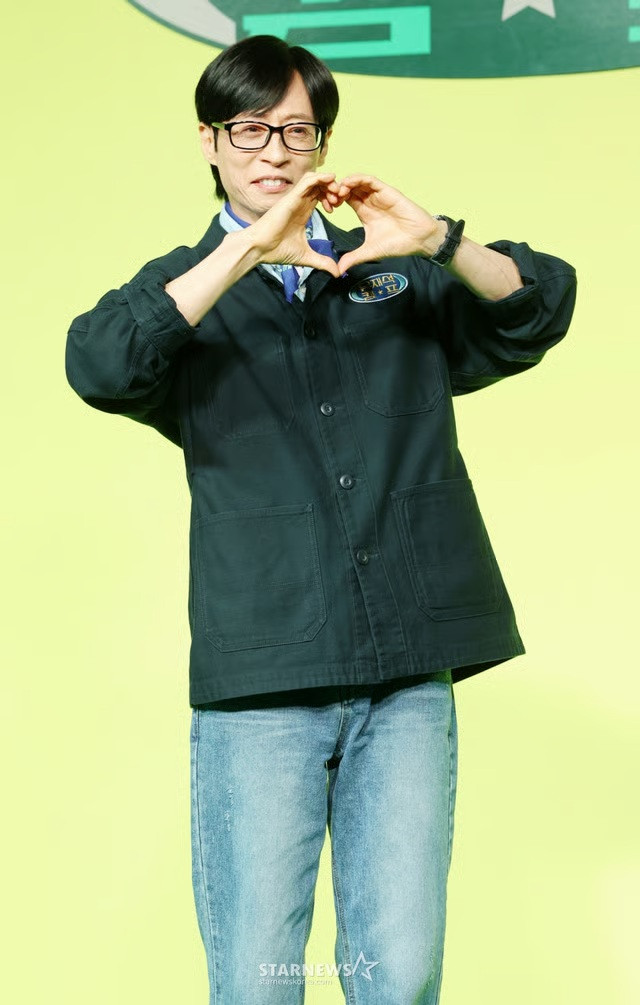 Yoo Jae Suk được gọi là 'MC quốc dân' của làng giải trí Hàn Quốc. (Ảnh từ Star News)