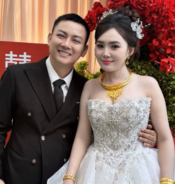 Hoài Lâm chính thức tổ chức đám cưới với cô dâu Ngọc Trinh tại quê nhà.&nbsp;
