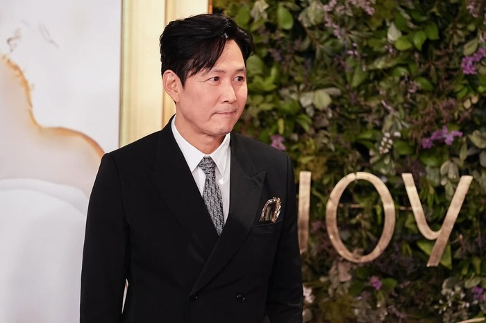 Lee Jung Jae là nam diễn viên nổi tiếng của Hàn Quốc.