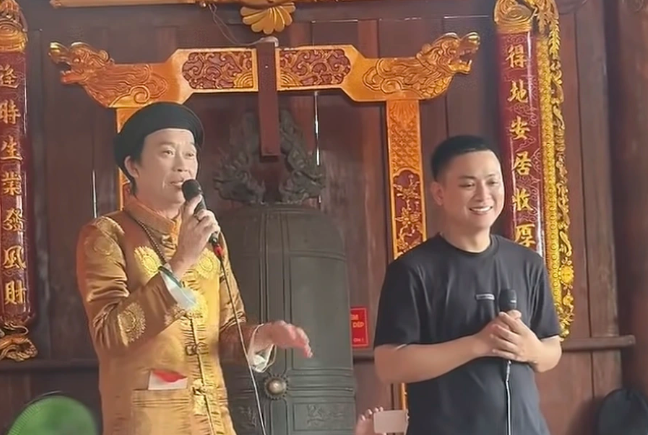 Hoài Lâm dẫn vợ ra mắt Hoài Linh tại nhà thờ Tổ trong dịp Giỗ Tổ và nhận lời chúc từ cha nuôi.