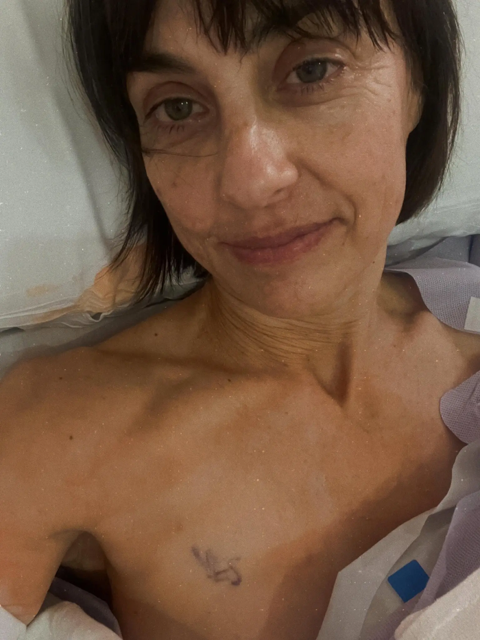 Constance Zimmer mới đây đã lần đầu công khai hành trình bí mật đối mặt với ung thư vú hồi đầu năm.