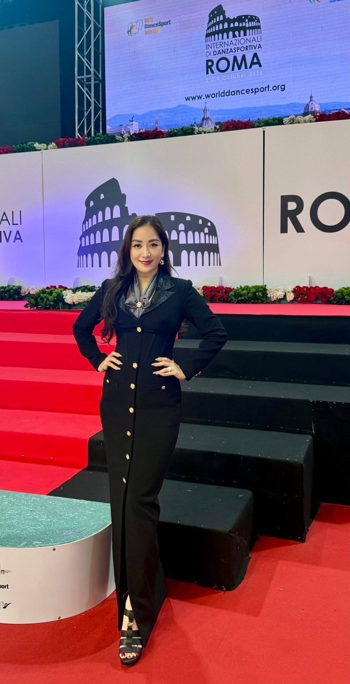 Khép lại ba ngày làm việc tại Rome, Khánh Thi thừa nhận có mệt nhưng đổi lại là rất nhiều cảm xúc.