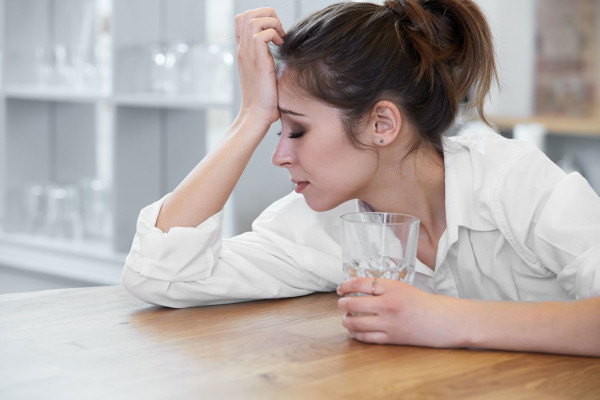 Cảm giác đói liên tục dù vừa ăn xong: 5 nguyên nhân đáng chú ý Ảnh 4