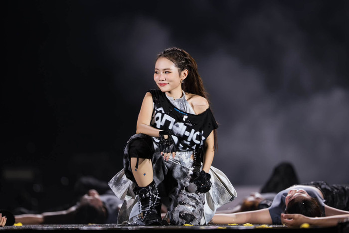 Dân chơi dân ca là dự án khẳng định sự trưởng thành trong âm nhạc của Phương Mỹ Chi.
