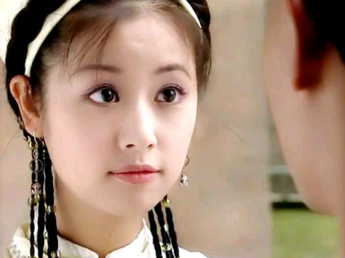 Lâm Tâm Như lúc 22 tuổi, nổi tiếng khắp châu Á với Hoàn Châu Cách Cách.