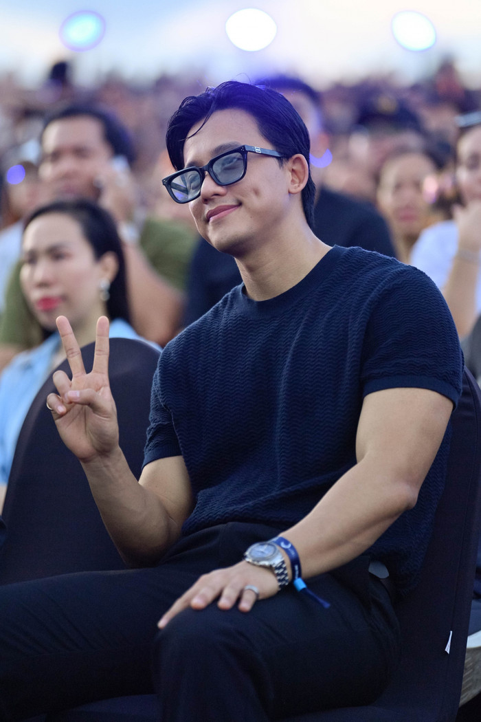 Mai Tài Phến luôn xuất hiện ủng hộ Mỹ Tâm trong các liveshow của nữ ca sĩ từ Tri âm cho đến See The Light.