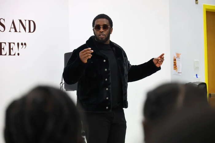 Sean Diddy Combs vừa nhận thêm một phán quyết bất lợi trong cuộc chiến pháp lý.