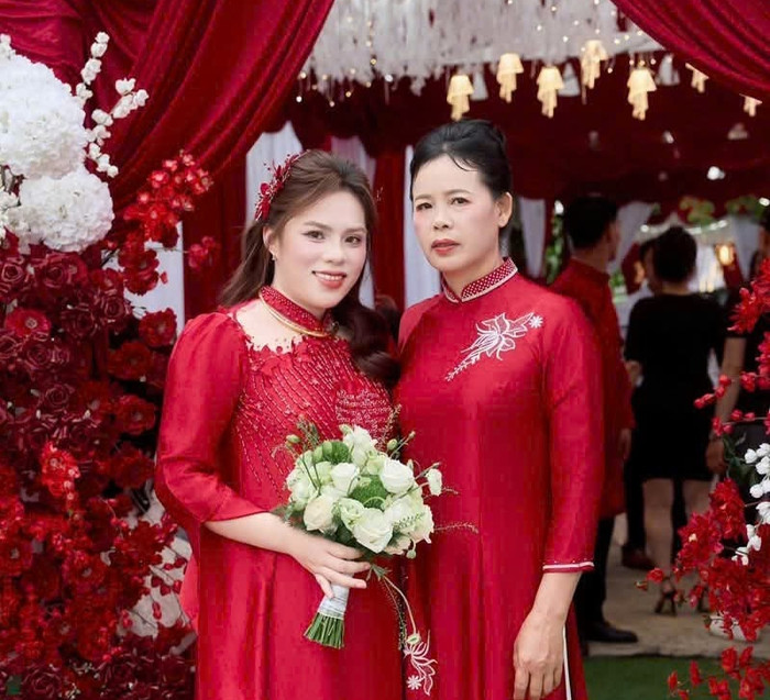 Sau khi chồng cũ mất, chị Linh sống cùng bố mẹ chồng suốt 7 năm, giữ trọn đạo làm dâu. ẢNH: NHÂN VẬT CUNG CẤP