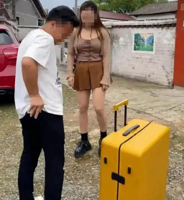Bị mẹ vợ đuổi ra khỏi nhà, người đàn ông rời đi rồi tuyên bố một câu khiến vợ sững sờ Ảnh 4