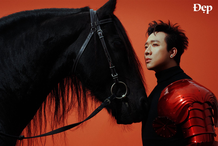 Tổng thể bộ ảnh của Trấn Thành được xây dựng theo tinh thần nghệ thuật cao, tối giản nhưng giàu biểu cảm. (Ảnh: FBNV)