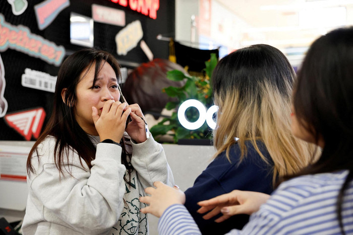 BTS trở lại sau 3 năm, kích hoạt 'cơn sốt du lịch' bùng nổ tại Seoul Ảnh 2