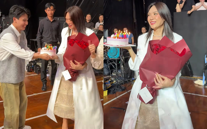 Mỹ Tâm vui mừng khi được tổ chức sinh nhật ở hậu trường chương trình Hoa Xuân Ca. Ảnh: hoaxuancavtv