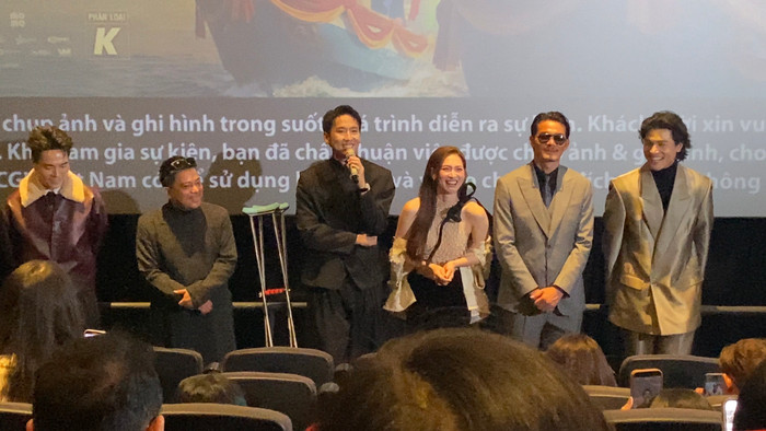 Tuấn Trần hứa hẹn sẽ đóng vai… khổ hơn nữa trong buổi công chiếu phim.