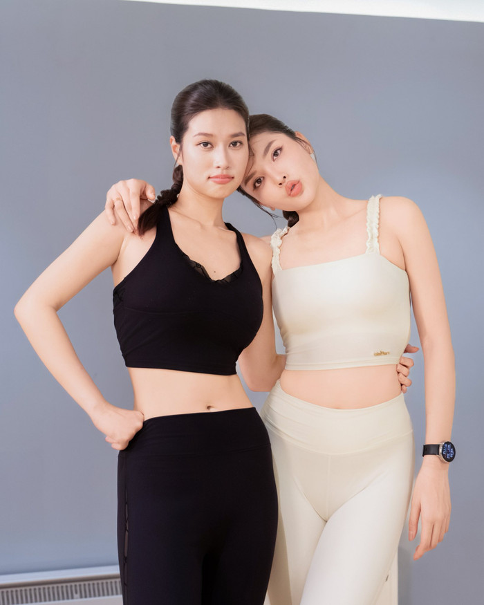 Đoàn Thiên Ân thoải mái thể hiện sự thân thiết với Kỳ Duyên ở trên mạng xã hội lẫn ngoài đời thường. Ảnh: FBNV