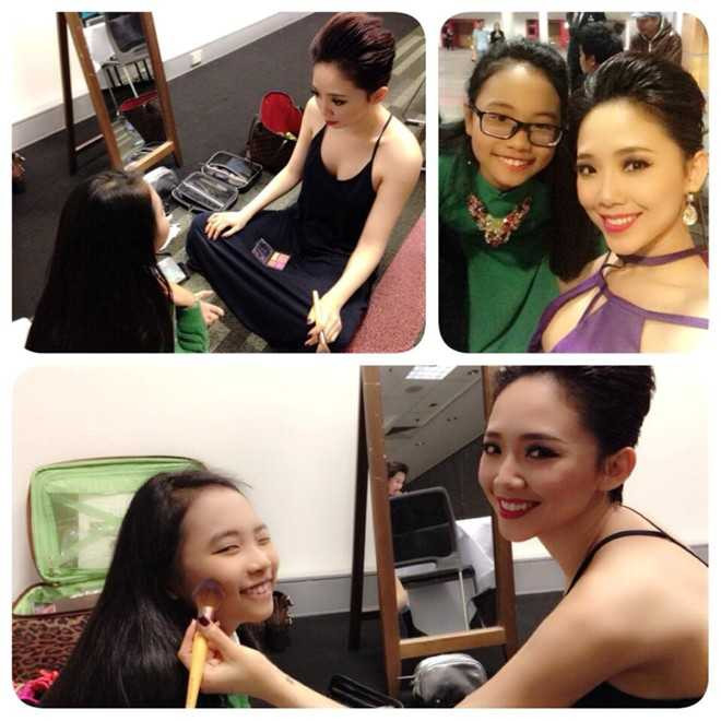 Tóc Tiên từng giúp Phương Mỹ Chi trang điểm trong một chuyến lưu diễn từ năm 2014. Ảnh: FBNV