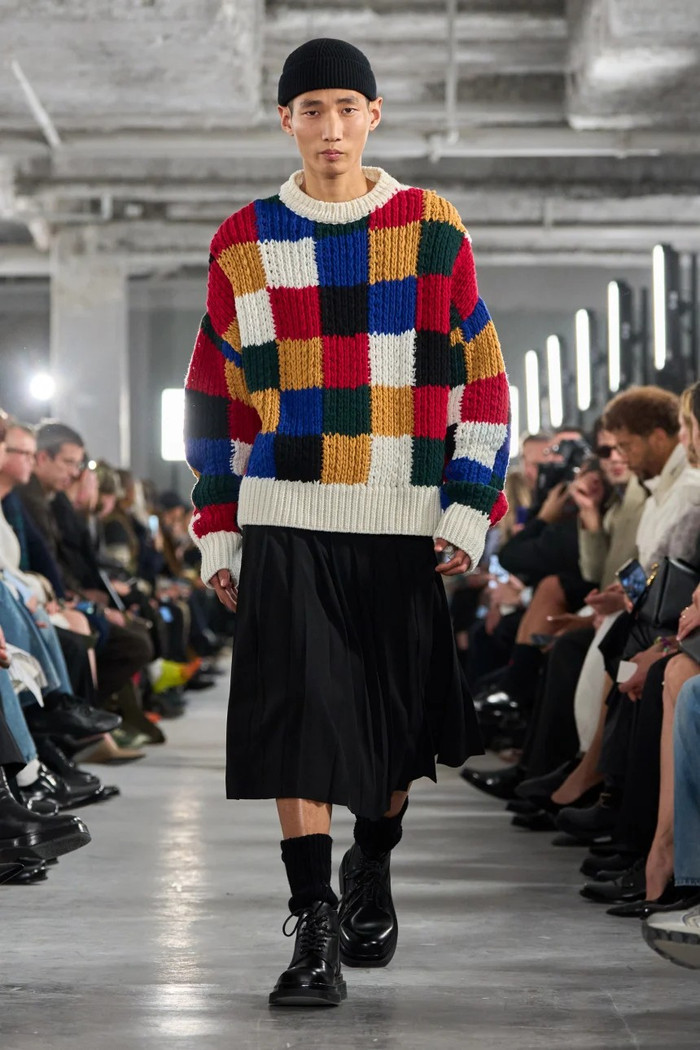 Tuần lễ thời trang nam Paris đã phá bỏ những định kiến. Ảnh: CNN