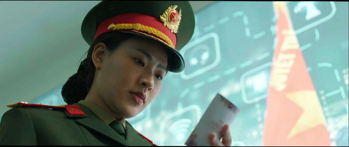 Giữa những diễn viên đang thể hiện quá tốt, Minh Trang cần phải bứt phá khỏi giới hạn của bản thân (Ảnh: NSX).