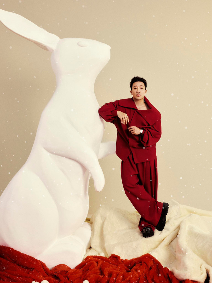 Trấn Thành dành nhiều tâm huyết cho dự án phim điện ảnh lần này. Ảnh: FBNV