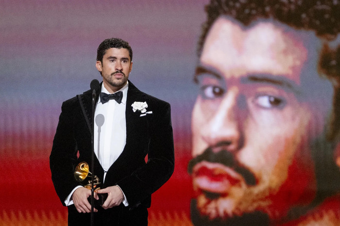 'Cú hích' khổng lồ của Bad Bunny sau Super Bowl LX Ảnh 4