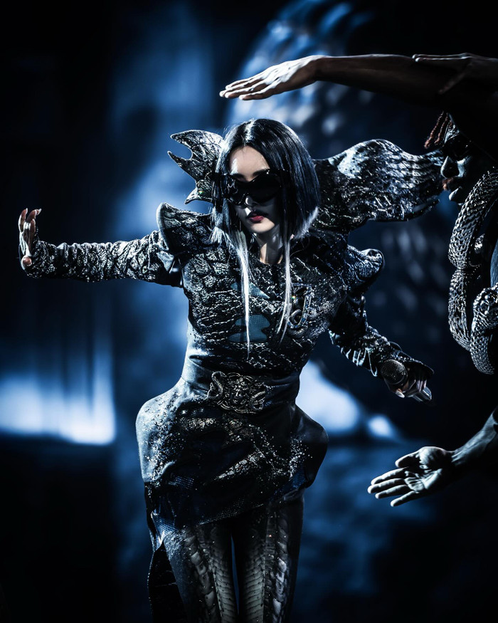 Thái Y Lâm đã đặt ra chuẩn mực concert quá khó cho nghệ sĩ châu Á Ảnh 17