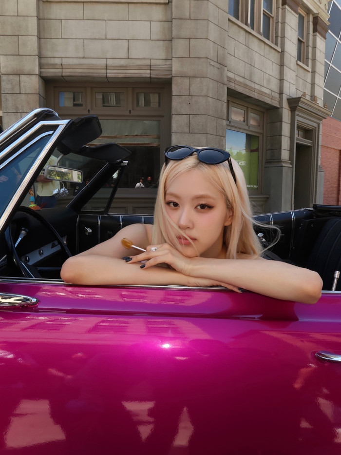 Cư dân mạng 'sốc nặng' trước nhan sắc của Rosé Ảnh 1