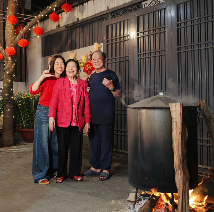 Khoảnh khắc Mỹ Tâm bên gia đình khiến nhiều người ngưỡng mộ.