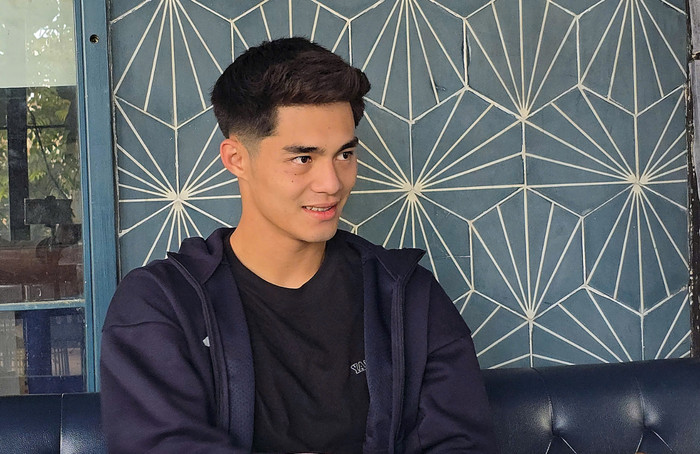 Trung Kiên cho biết ba đã bật khóc khi nhận được món quà của anh. Ảnh: Linh Hùng