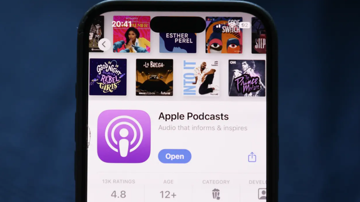 Apple cạnh tranh trực tiếp với YouTube và Spotify bằng chiến lược đẩy mạnh podcast video mới. Ảnh: CNBC