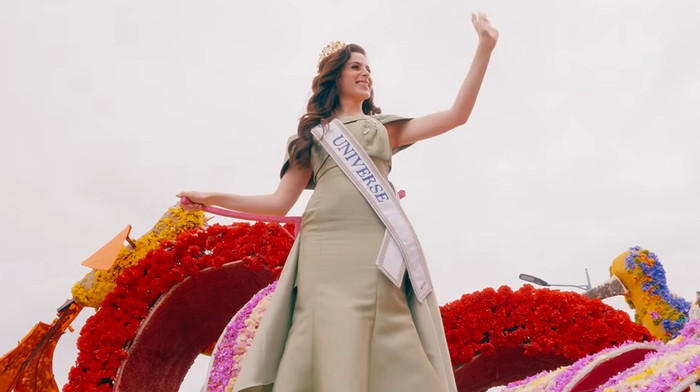 hình ảnh của đương kim hoa hậu trong chuyến công du gần đây tại Ecuador. (Ảnh MUO)