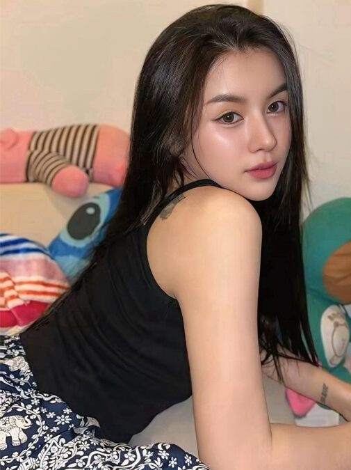 Nữ diễn viên bị xe tải tông trên đường về quê, hiện trường gây ám ảnh Ảnh 1