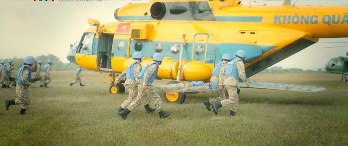 Không giới hạn tập 1: Kiên đẹp trai xuất sắc, bảo sao con gái thủ trưởng lại đổ gục Ảnh 5