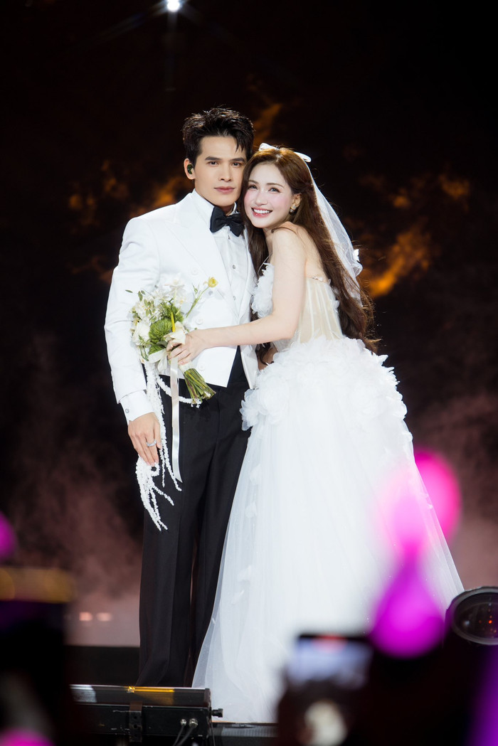 Màn kết hợp của Quốc Thiên và Hòa Minzy nhận được sự yêu thích của khán giả.