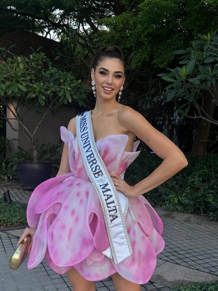 Sau khi giành chiến thắng tại Miss Universe Malta, Julia đã đại diện Malta tham gia Miss Universe 2025 và dừng chân ở top 12. Ảnh: IGNV